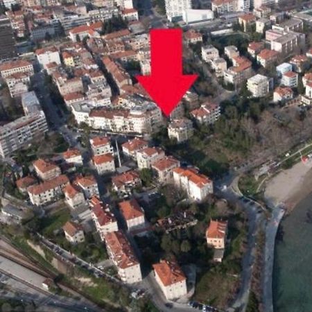 Studio Manu Appartement Split Buitenkant foto